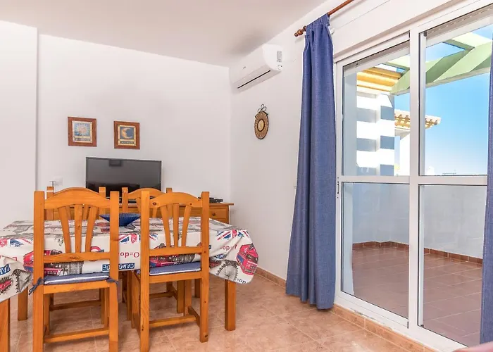 Torres كونيل ذي لا فرونتيرا